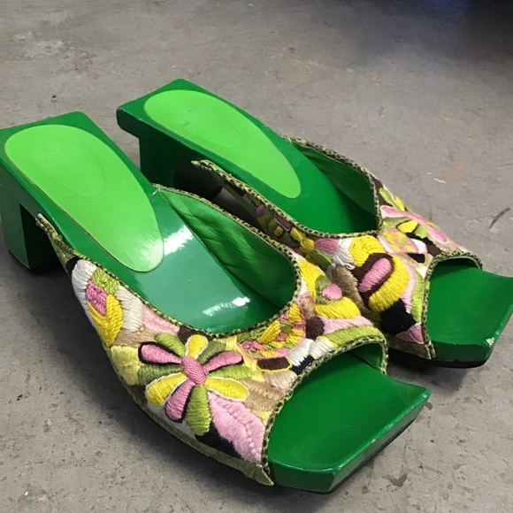 Fendi Shoes - Vintage Fendi Flower Heels